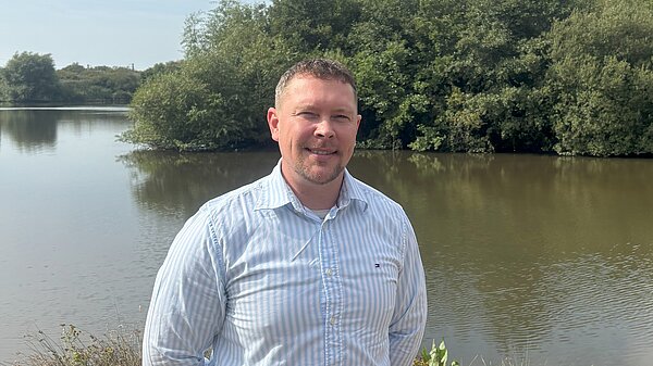 Chris Hendre Lake