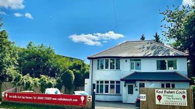 Red Balwn Coch